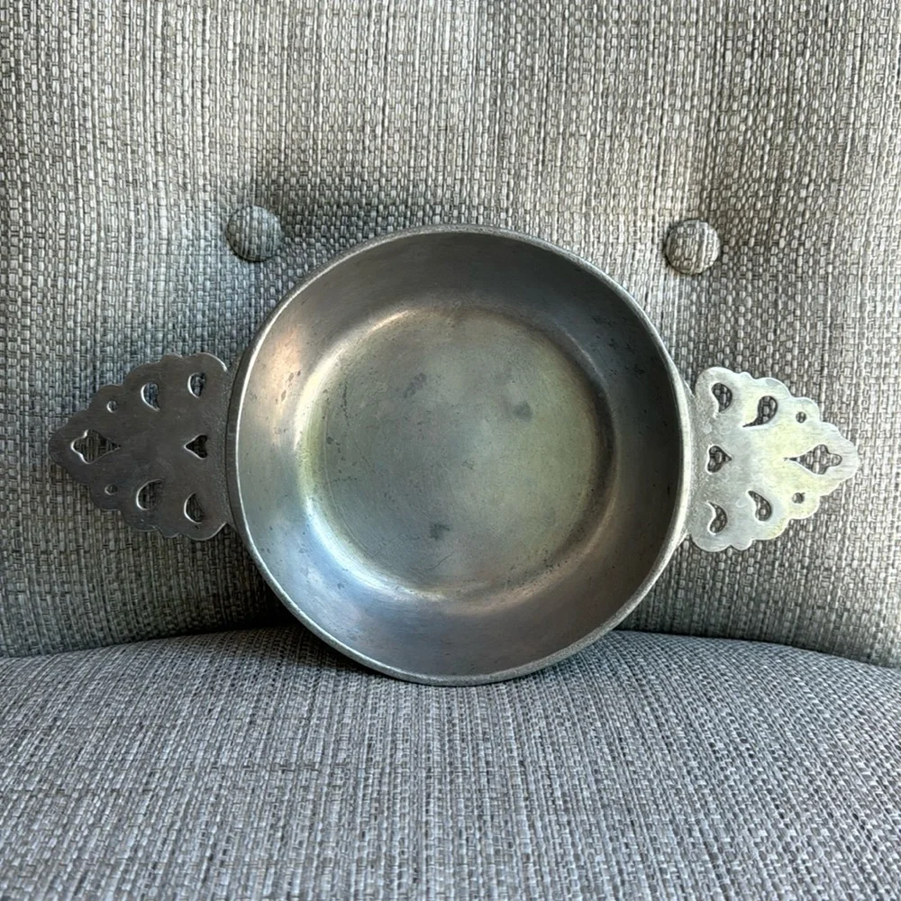 Vintage Wilton Bicentennial Pewter Serving Bowl With Ornate Handles